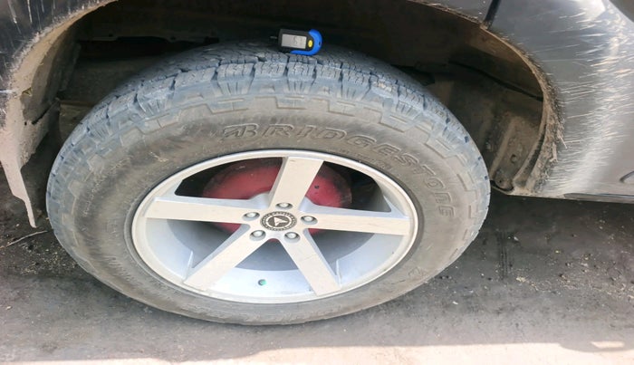 2024 Mahindra SCORPIO CLASSIC S 7STR, Diesel, Manual, 26,152 km, tyre
