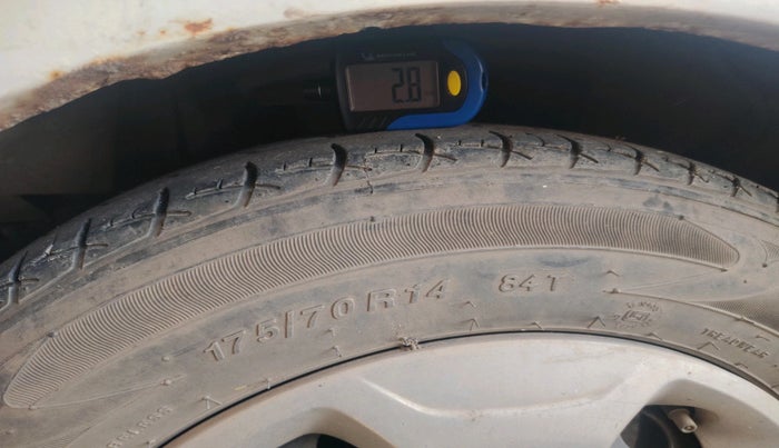 2021 Tata Tiago XT (O) PETROL, CNG, Manual, 69,976 km, tyre