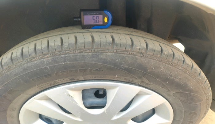 2013 Maruti Swift Dzire VXI, Petrol, Manual, 23,543 km, tyre