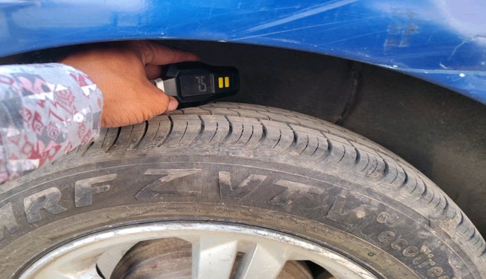 2011 Hyundai i20 ASTA 1.2, Petrol, Manual, 92,564 km, tyre