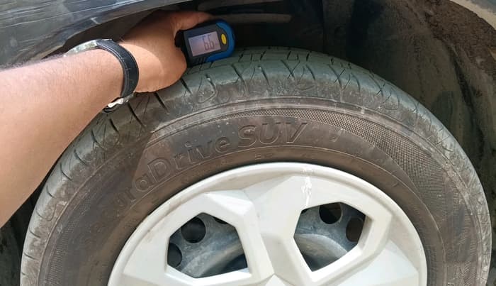 2018 Maruti Vitara Brezza VDI, Diesel, Manual, 65,202 km, tyre
