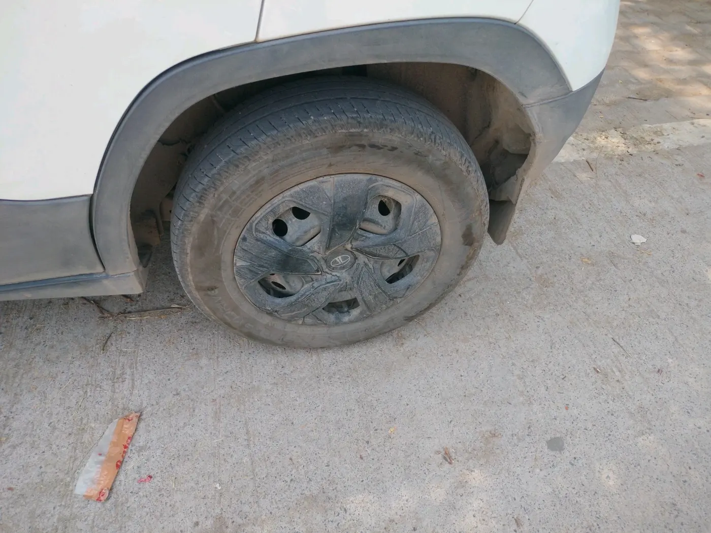 2025 Tata PUNCH ADVENTURE MT CNG , CNG, Manual, 27,668 km, tyre