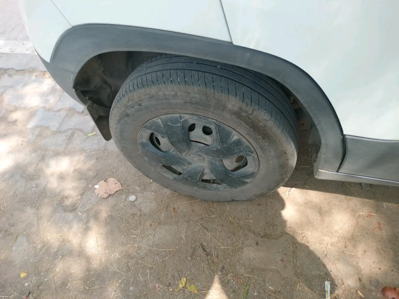 2025 Tata PUNCH ADVENTURE MT CNG , CNG, Manual, 27,668 km, tyre