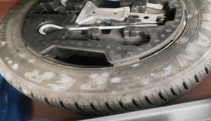 2017 Maruti Vitara Brezza VDI (O), Diesel, Manual, 46,880 km, tyre