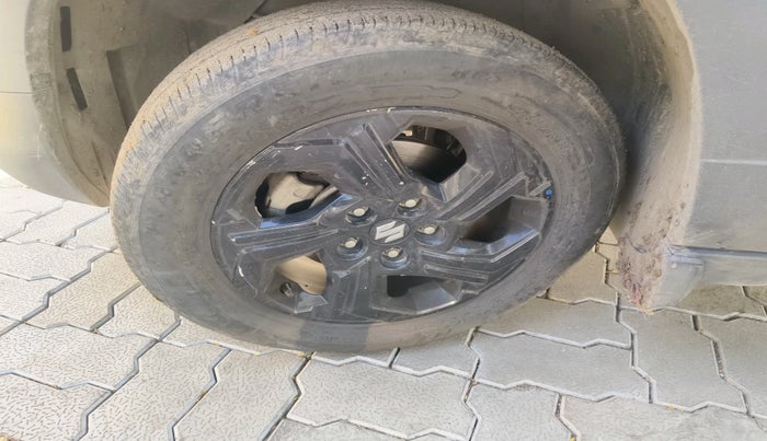 2024 Maruti BREZZA ZXI S-CNG, CNG, Manual, 58,757 km, tyre