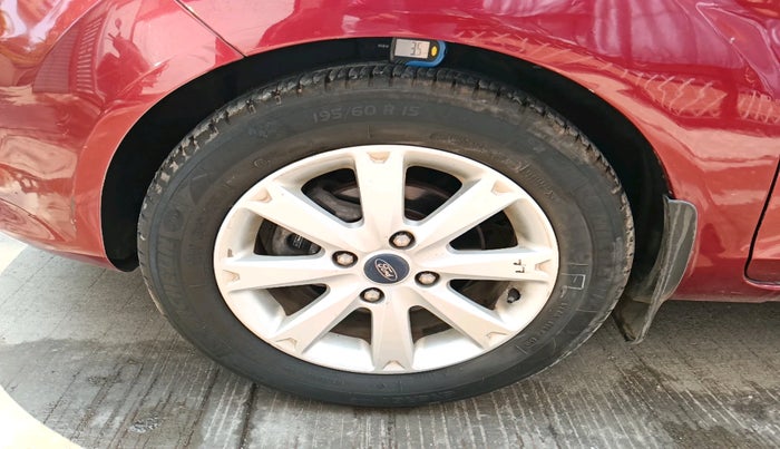 2012 Ford Fiesta TITANIUM+ PETROL AT, Petrol, Automatic, 58,984 km, tyre