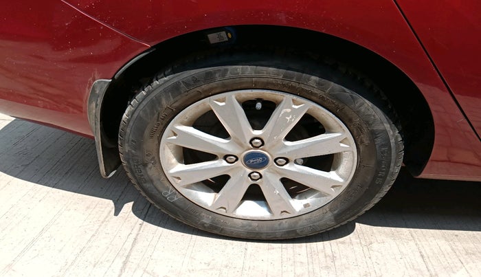 2012 Ford Fiesta TITANIUM+ PETROL AT, Petrol, Automatic, 58,984 km, tyre