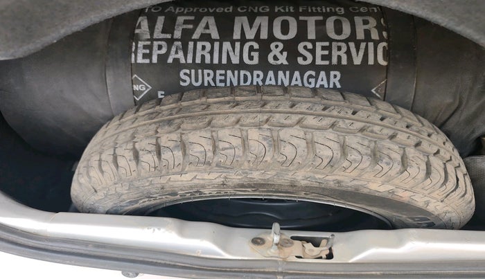 2018 Tata Tiago XZ PETROL, CNG, Manual, 1,07,730 km, tyre