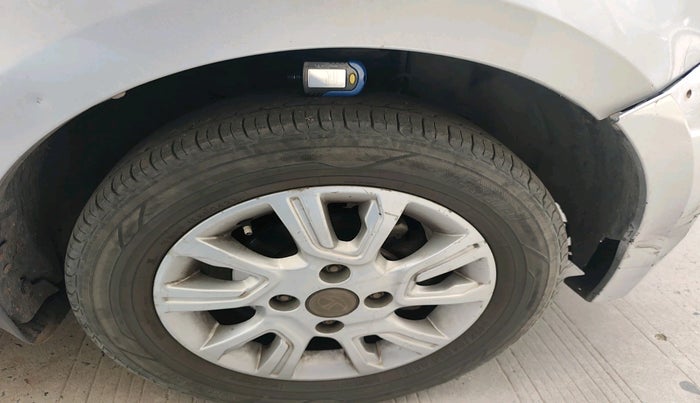 2018 Tata Tiago XZ PETROL, CNG, Manual, 1,07,730 km, tyre