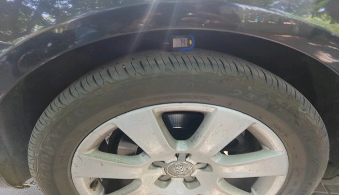 2013 Audi A8L 3.0 TDI quattro, Diesel, Automatic, 67,203 km, tyre