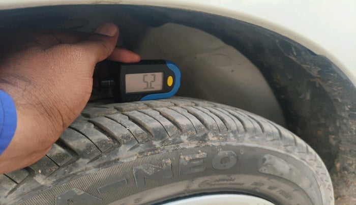 2022 Maruti Alto K10 VXI, Petrol, Manual, 14,628 km, tyre