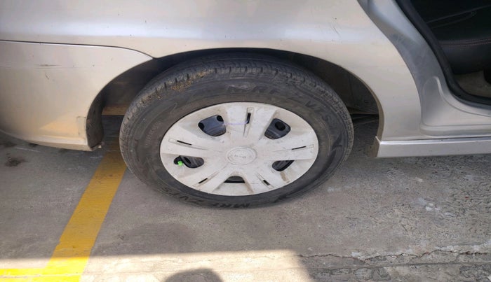 2011 Tata Indigo CS GLX, Petrol, Manual, 57,880 km, tyre