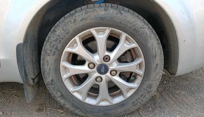 2013 Ford Classic 1.6 DURATEC CLXI, Petrol, Manual, 34,417 km, tyre