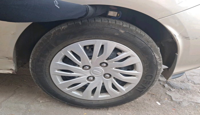 2019 Ford Figo Aspire TREND PLUS 1.5 DIESEL, Diesel, Manual, 1,88,538 km, tyre