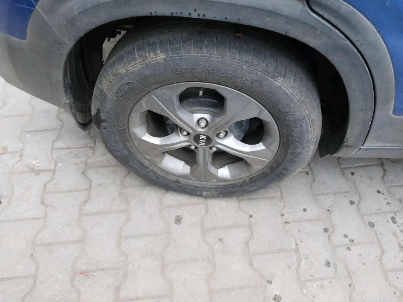 2019 KIA SELTOS HTK PLUS 1.5, Petrol, Manual, 98,299 km, tyre