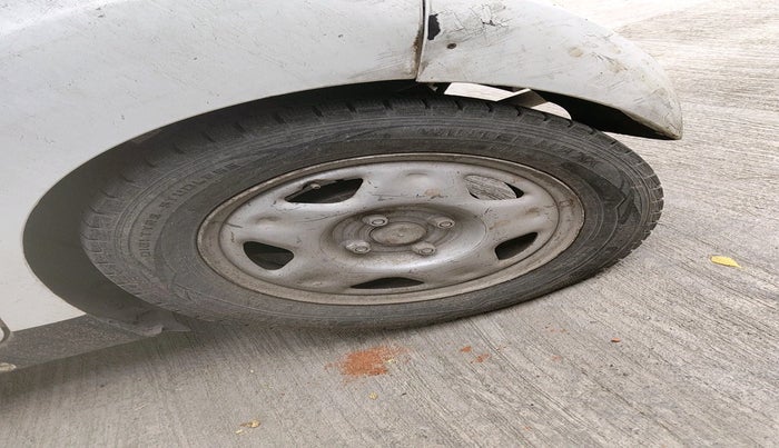 2012 Chevrolet Beat LT PETROL, Petrol, Manual, 62,391 km, tyre