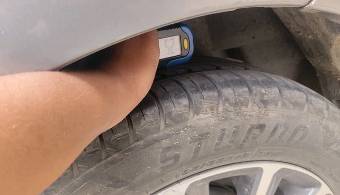 2019 Maruti Ciaz ALPHA 1.5 SHVS PETROL, Petrol, Manual, 93,859 km, tyre