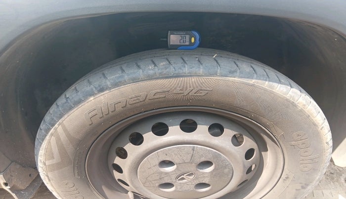 2022 Tata PUNCH PURE MT, Petrol, Manual, 72,433 km, tyre