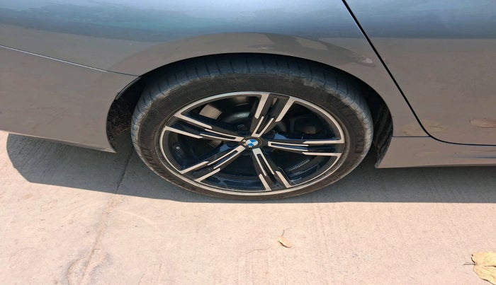 2023 BMW 3 SERIES GRAN LIMOUSINE 330Li M Sport, Petrol, Automatic, 33,322 km, tyre