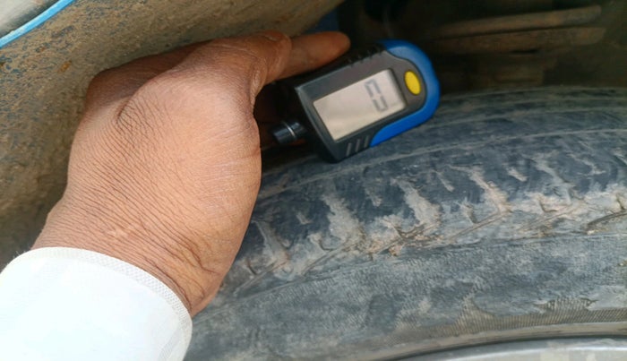 2011 Maruti Wagon R 1.0 LXI CNG, CNG, Manual, 1,45,766 km, tyre