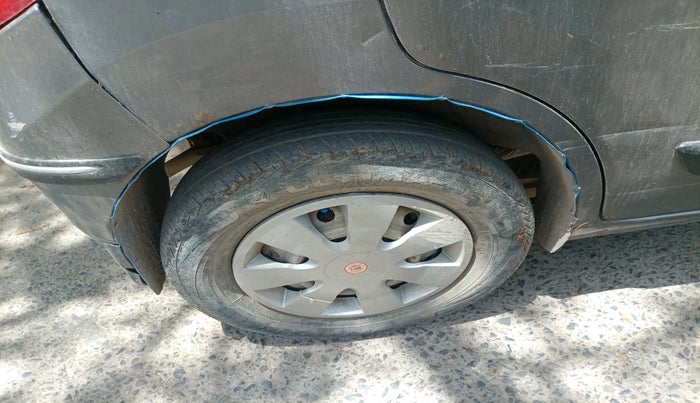 2011 Maruti Wagon R 1.0 LXI CNG, CNG, Manual, 1,45,766 km, tyre