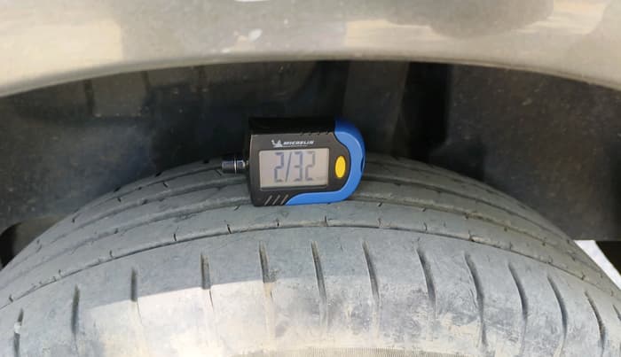 2023 Maruti Swift ZXI CNG, CNG, Manual, 68,634 km, tyre