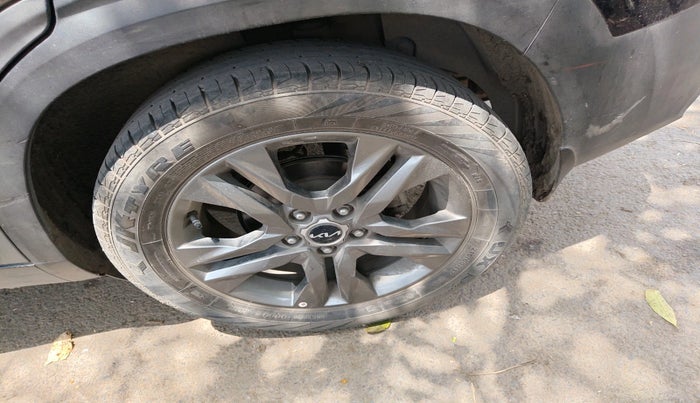 2023 KIA SELTOS HTX PETROL 1.5, Petrol, Manual, 29,393 km, tyre