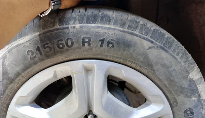 2022 KIA SONET HTK PLUS 1.2, Petrol, Manual, 35,657 km, tyre