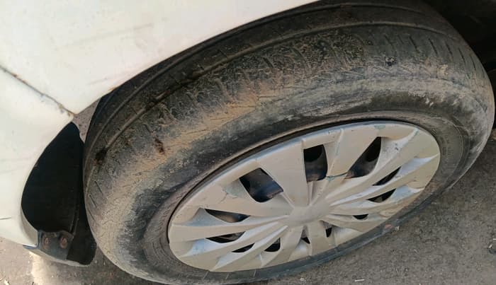 2016 Maruti Wagon R 1.0 VXI, CNG, Manual, 84,455 km, tyre