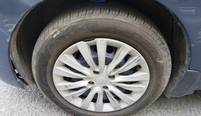 2020 Maruti Baleno DELTA PETROL 1.2, Petrol, Manual, 1,43,526 km, tyre