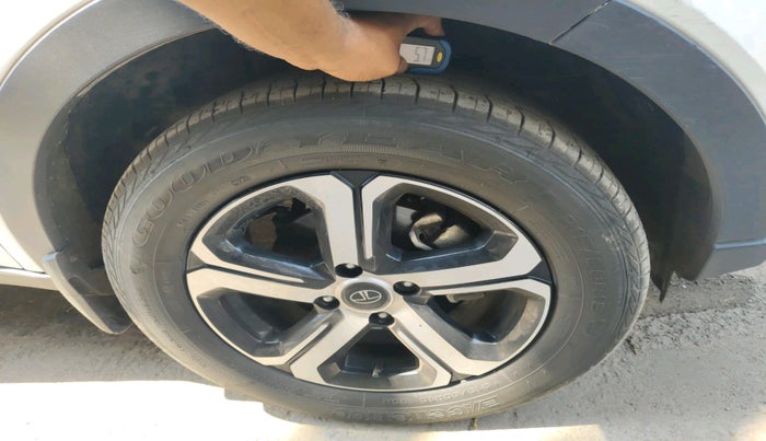 2021 Tata NEXON XZ PLUS PETROL SUNROOF, Petrol, Manual, 40,201 km, tyre