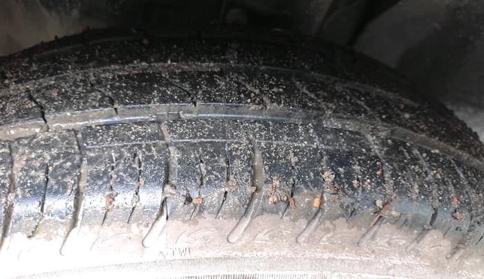 2022 Tata PUNCH ACCOMPLISHED MT, Petrol, Manual, 39,915 km, tyre
