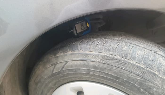 2011 Hyundai i10 MAGNA 1.2, Petrol, Manual, 69,919 km, tyre