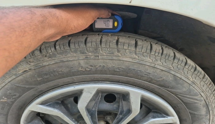 2023 Maruti Swift VXI, CNG, Manual, 1,08,722 km, tyre
