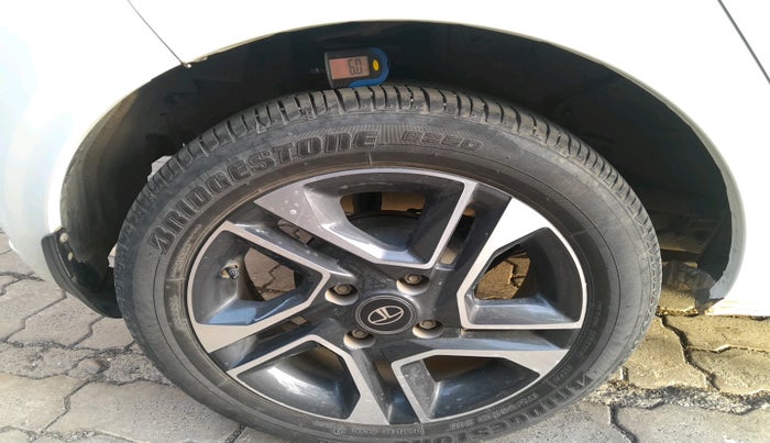 2024 Tata Tiago XZA PLUS PETROL, Petrol, Automatic, 3,890 km, tyre
