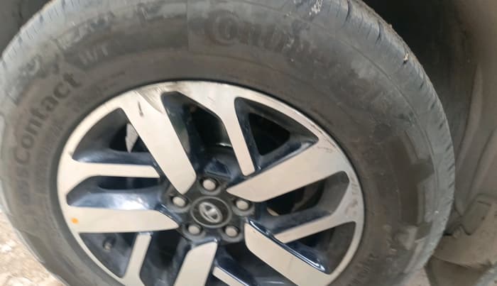 2020 Tata Harrier XZ PLUS 2.0L, Diesel, Manual, 1,82,198 km, tyre