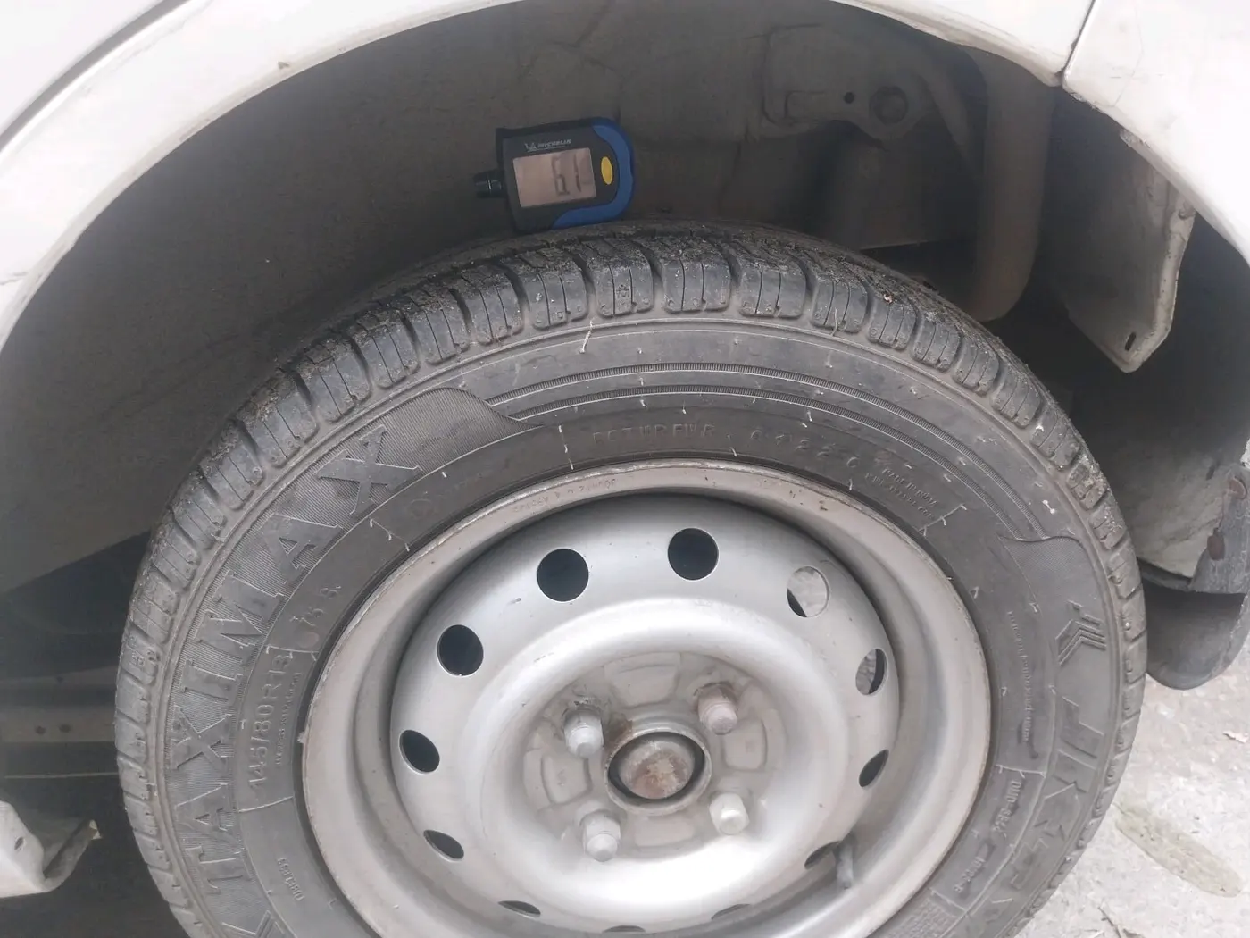 2012 Maruti Wagon R 1.0 LXI CNG, CNG, Manual, 93,263 km, tyre