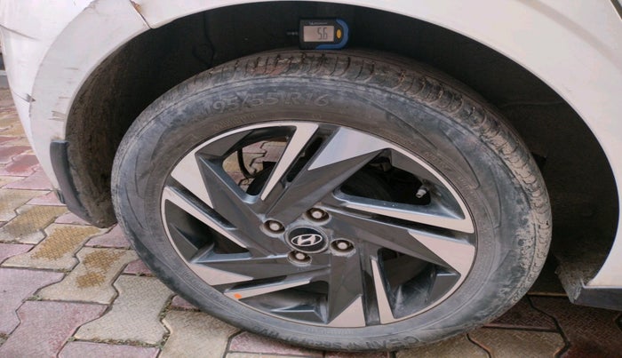 2020 Hyundai NEW I20 ASTA (O) 1.0 TURBO GDI DCT, Petrol, Automatic, 32,193 km, tyre