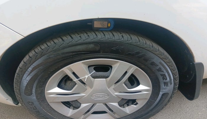 2019 Datsun Redi Go S 1.0 AMT, Petrol, Automatic, 30,284 km, tyre
