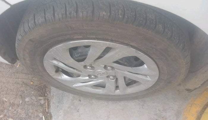 2021 Hyundai AURA S 1.2, Petrol, Manual, 82,731 km, tyre