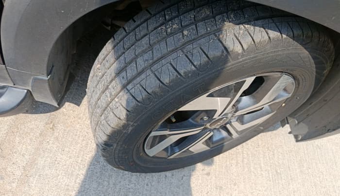 2021 KIA SONET HTX 1.0 IMT, Petrol, Manual, 80,276 km, tyre