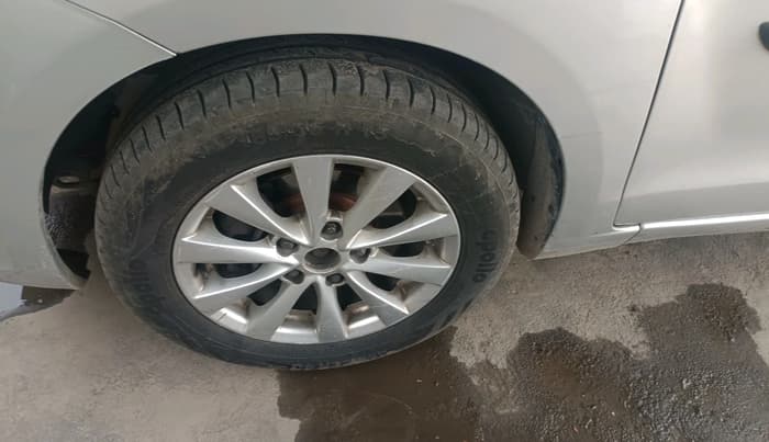 2014 Maruti Ertiga ZDI, Diesel, Manual, 1,41,106 km, tyre