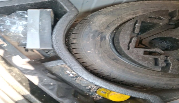 2020 Volkswagen Vento HIGHLINE PETROL AT, Petrol, Automatic, 84,794 km, tyre