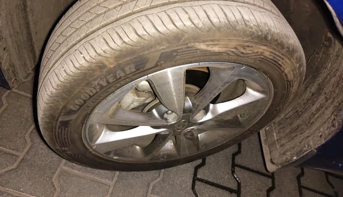 2016 Hyundai Elite i20 ASTA 1.2 (O), Petrol, Manual, 76,133 km, tyre
