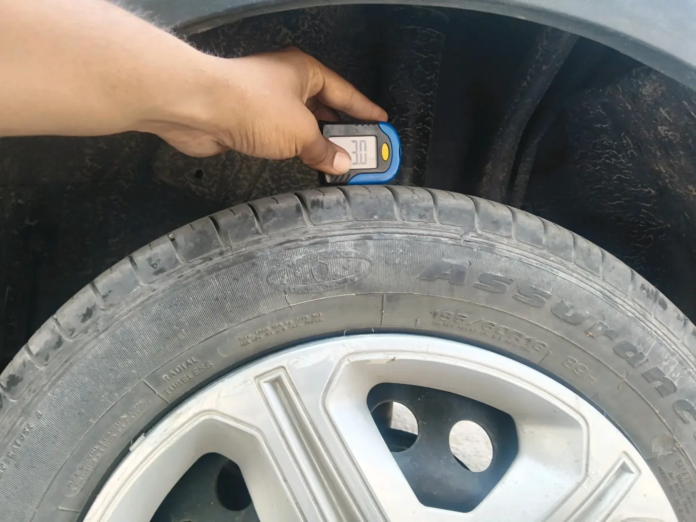 2022 Tata NEXON XM SUNROOF PETROL, Petrol, Manual, 78,807 km, tyre
