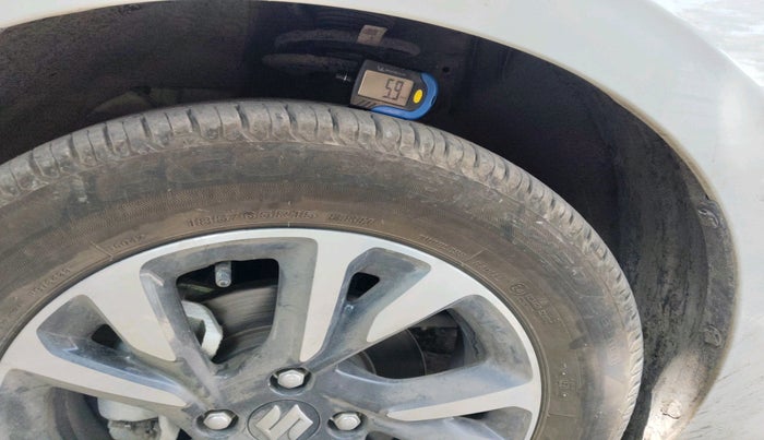 2025 Maruti Swift ZXi Plus AMT, Petrol, Automatic, 5,606 km, tyre
