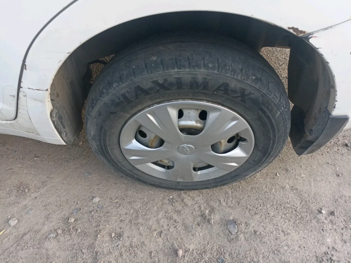 2015 Maruti Swift Dzire LDI, Diesel, Manual, 1,97,577 km, tyre