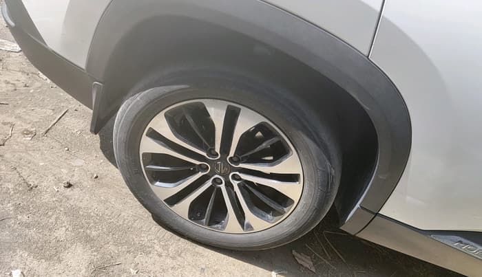 2021 MG HECTOR SHARP 2.0 DIESEL, Diesel, Manual, 89,130 km, tyre