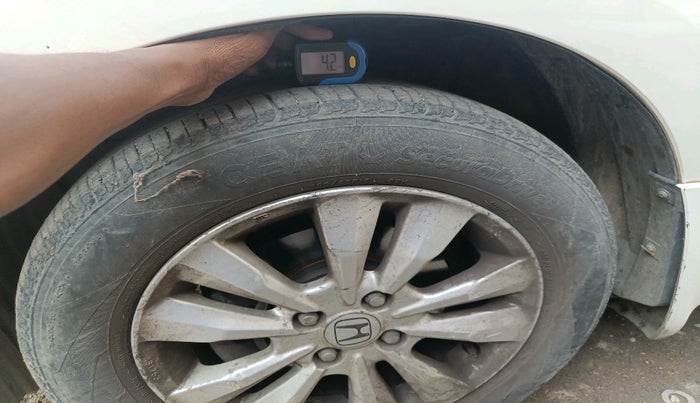 2012 Honda City 1.5L I-VTEC V AT, Petrol, Automatic, 1,13,214 km, tyre