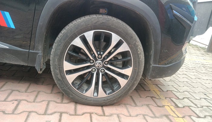 2022 MG HECTOR SHARP 1.5 PETROL CVT, Petrol, Automatic, 41,692 km, tyre